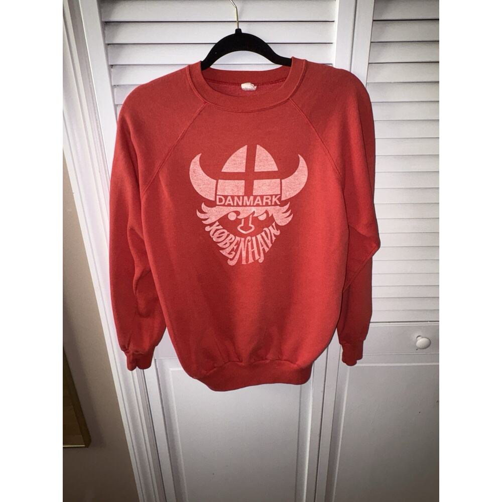 Vintage 70s 80s Raglan Copenhagen Denmark Souvenir Sweatshirt Red Viking